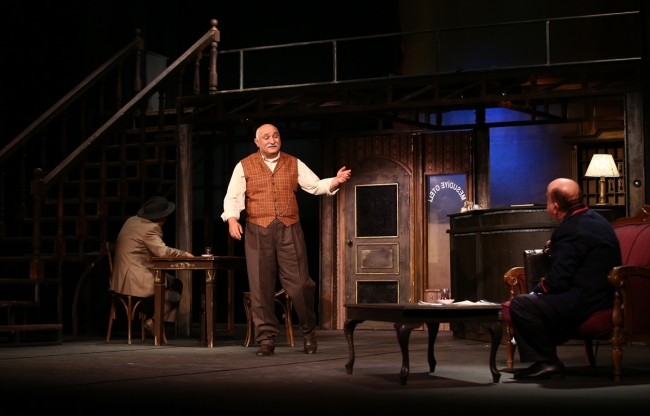 Devlet Tiyatrolarında perde "Reis Bey" ile açılıyor